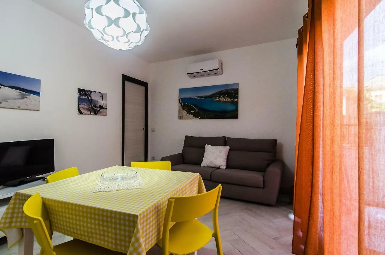 Apartment Case Vacanze La Pavoncella Teulada